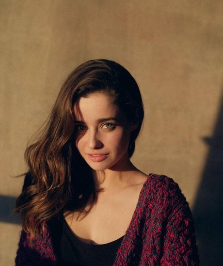 Nacktes geleaktes OnlyFans-Foto von Holly Earl