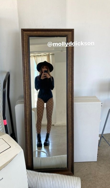 Chloe East