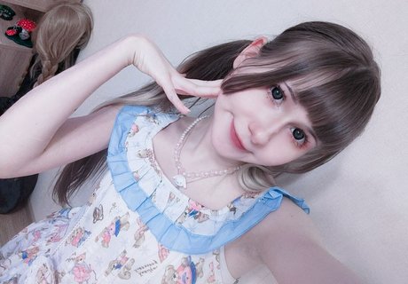 Nacktes geleaktes OnlyFans-Foto von Asainoshi
