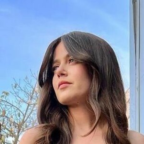 Molly Gordon