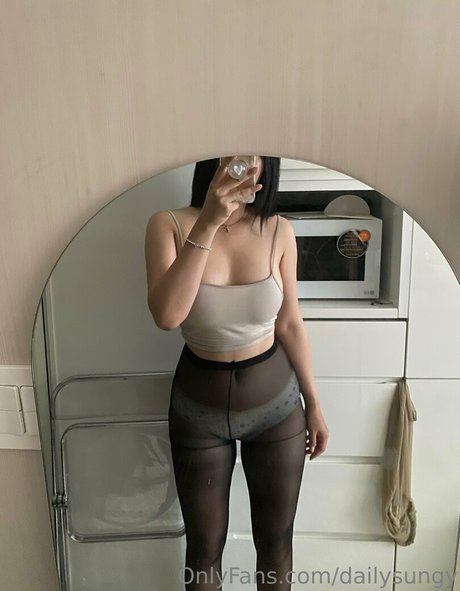 Nacktes geleaktes OnlyFans-Foto von Dailysungy