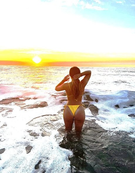 Nacktes geleaktes OnlyFans-Foto von Gianna Gabriele