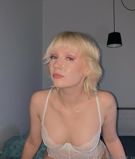 Nacktes geleaktes OnlyFans-Foto von Foreveryourslexi
