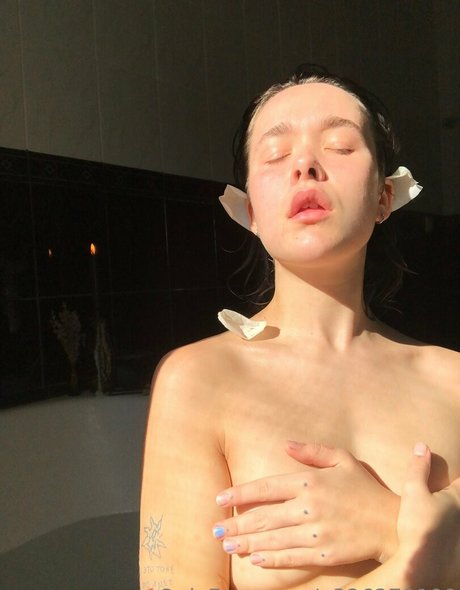 Nacktes geleaktes OnlyFans-Foto von Katanamiko