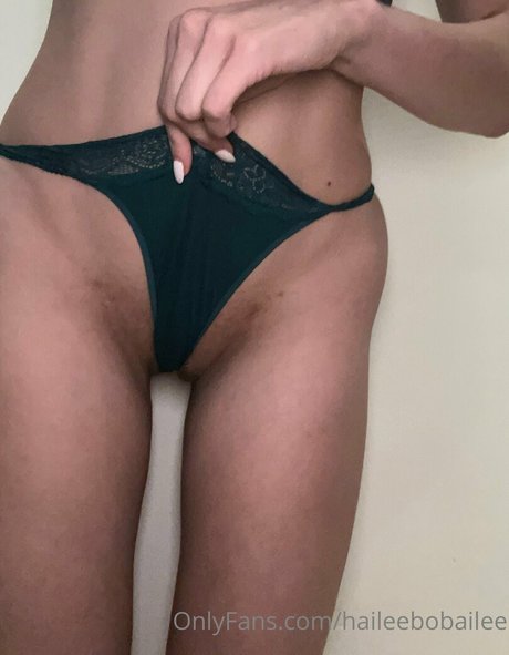 Nacktes geleaktes OnlyFans-Foto von Hailee Bobailee