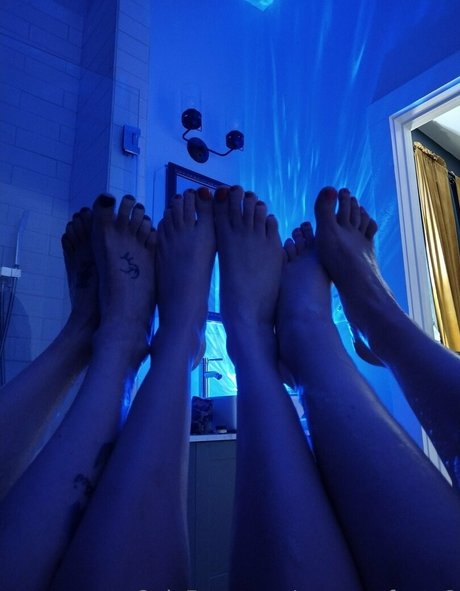 Nacktes geleaktes OnlyFans-Foto von Mommyfeetx2