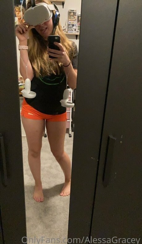 Nacktes geleaktes OnlyFans-Foto von Alessagracey