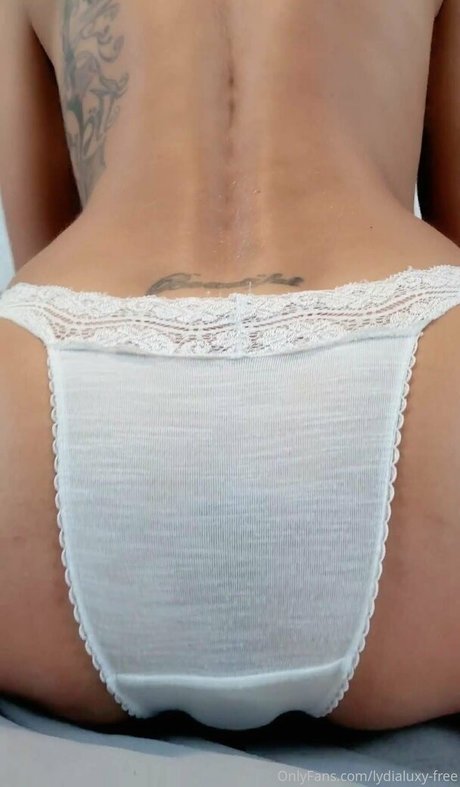 Nacktes geleaktes OnlyFans-Foto von Lydialuxyfree
