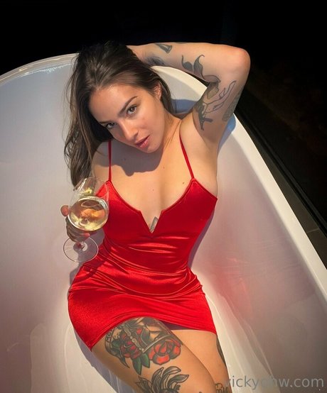 Nacktes geleaktes OnlyFans-Foto von Vickyohwfree