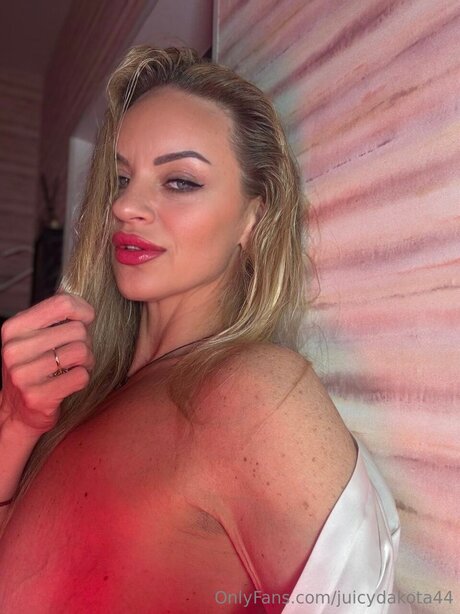 Juicydakota44