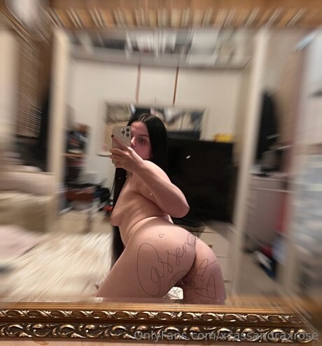 Nacktes geleaktes OnlyFans-Foto von Xcassandraxrose
