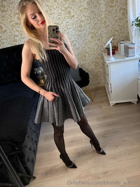 Blonde Admin