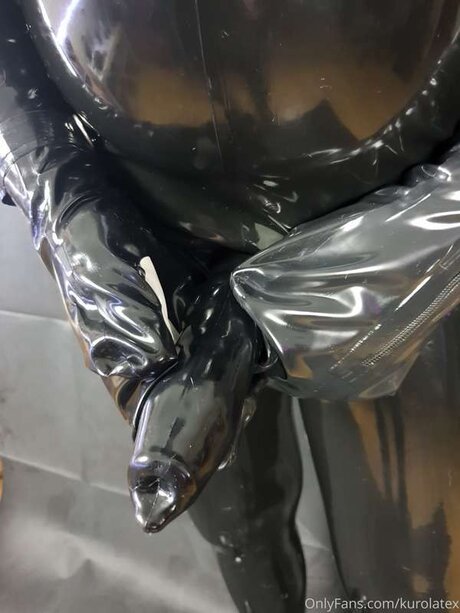 Kurolatex