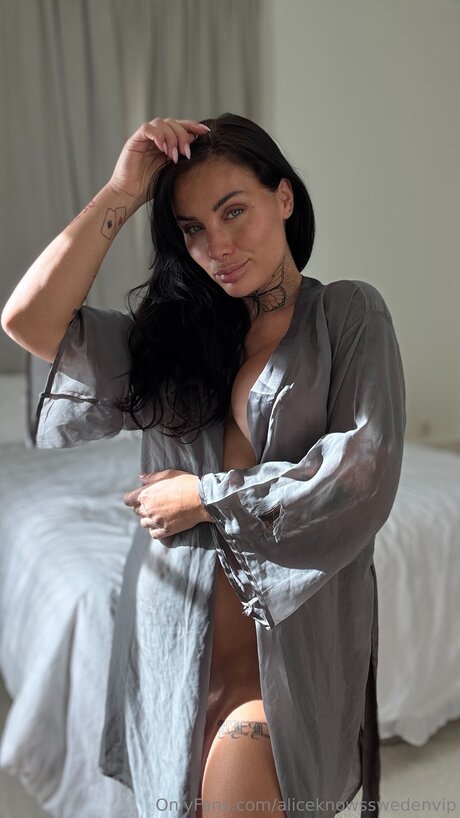 Comewithalicevip
