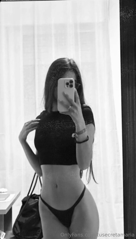 Nacktes geleaktes OnlyFans-Foto von Tusecretamaria