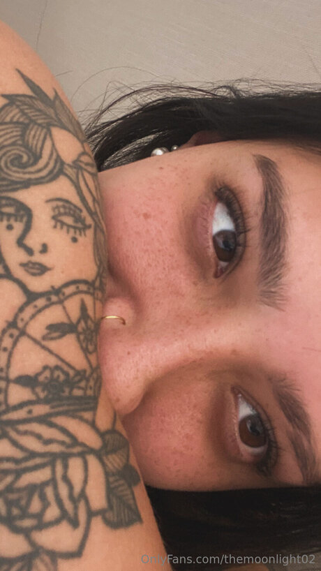 Nacktes geleaktes OnlyFans-Foto von Themoonlight02
