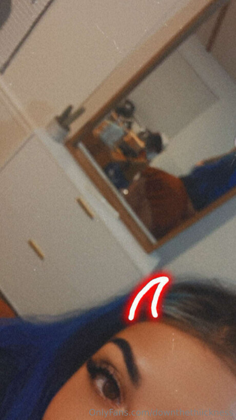 Nacktes geleaktes OnlyFans-Foto von Downthethiickness