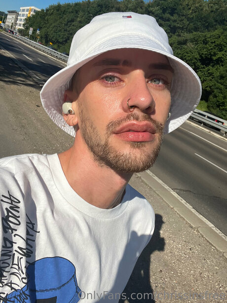 Nacktes geleaktes OnlyFans-Foto von Chrissinsfree