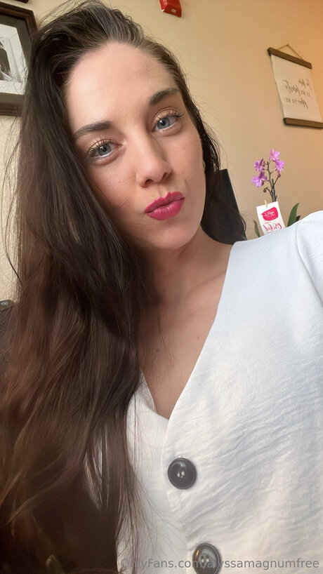 Nacktes geleaktes OnlyFans-Foto von Alyssamagnumfree