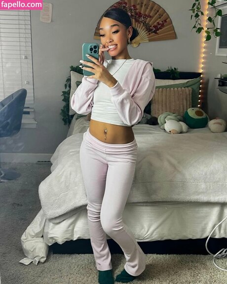 Nacktes geleaktes OnlyFans-Foto von Chibichaz