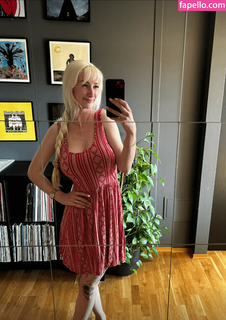 Nacktes geleaktes OnlyFans-Foto von Aphrodicte