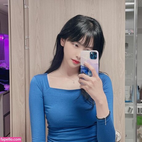Nacktes geleaktes OnlyFans-Foto von Mal Sook