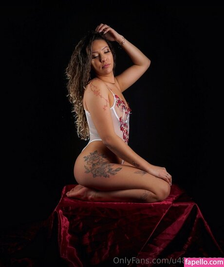 Nacktes geleaktes OnlyFans-Foto von Leanabge