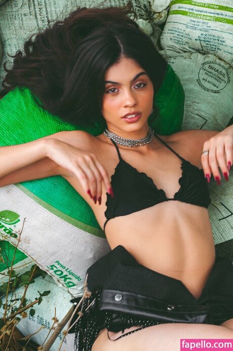 Nacktes geleaktes OnlyFans-Foto von Menina Veneno