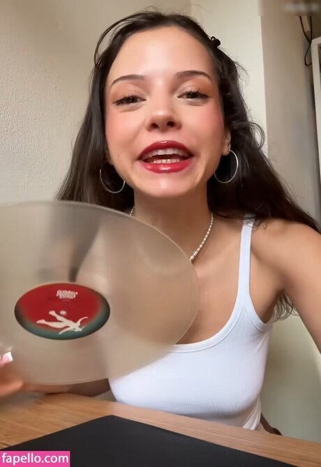 Nina Chuba