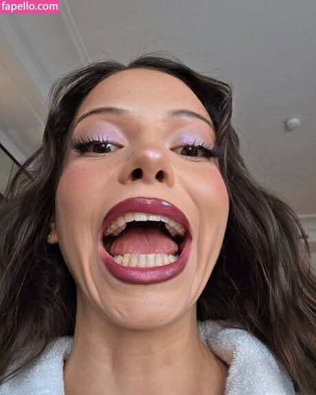 Nina Chuba