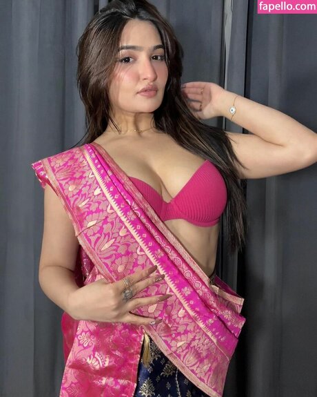 Nacktes geleaktes OnlyFans-Foto von Sassy Poonam