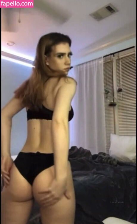 Nacktes geleaktes OnlyFans-Foto von Gelizabc