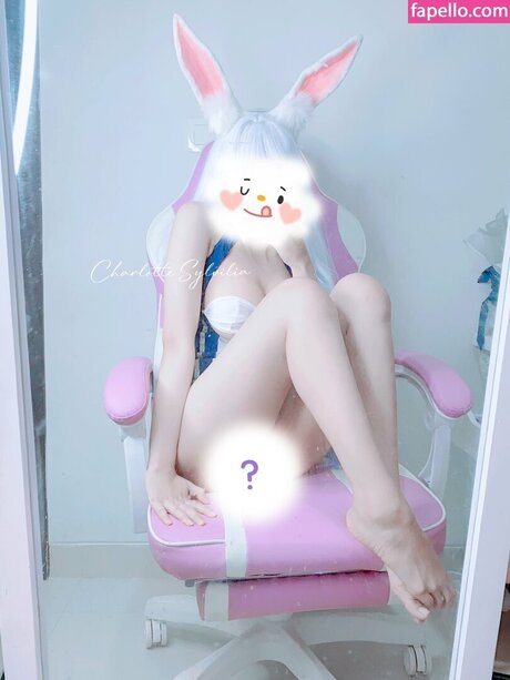 Nacktes geleaktes OnlyFans-Foto von Charlotte Sylvilia