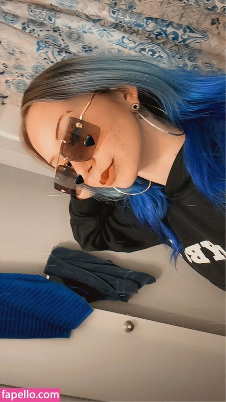 Blue_skyy21