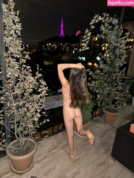Ekaterina_naturally