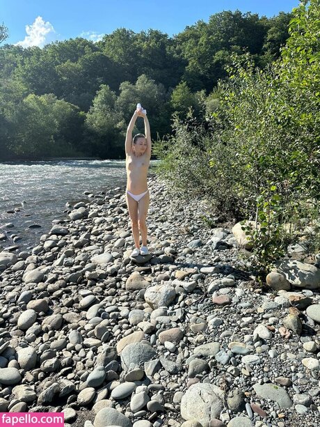 Ekaterina_naturally