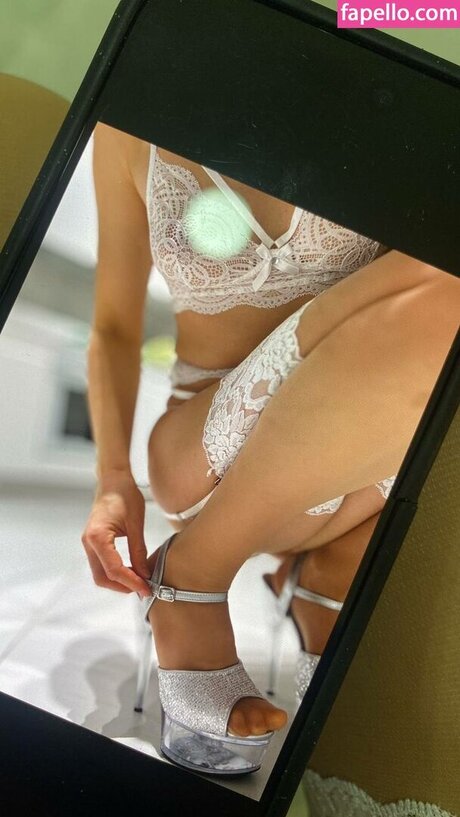 Ekaterina_naturally