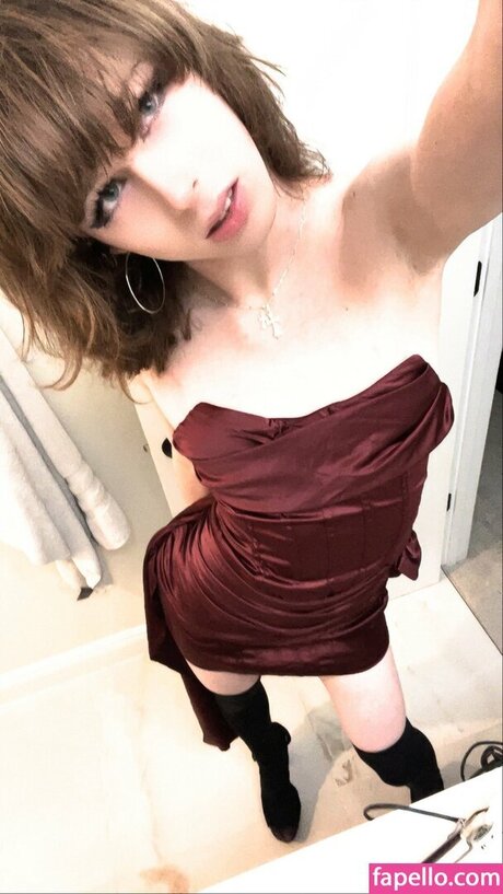 Nacktes geleaktes OnlyFans-Foto von Weirdrandomguy5
