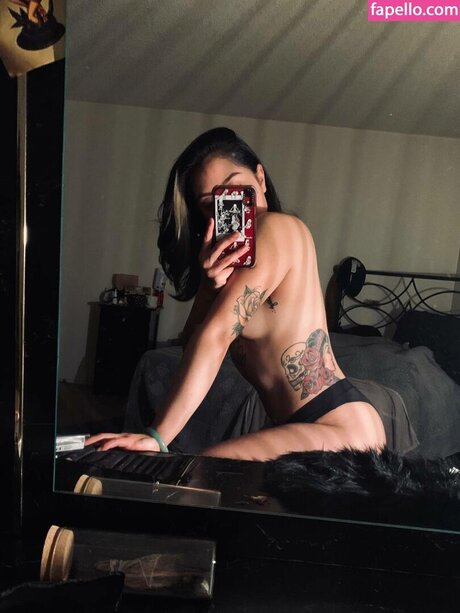 Nacktes geleaktes OnlyFans-Foto von Chlo Lunaa