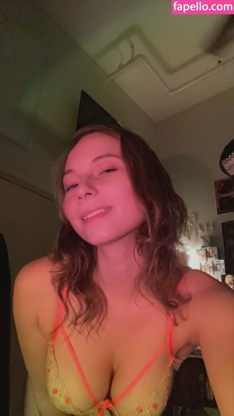 Redhotambz
