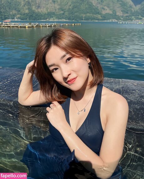 Nacktes geleaktes OnlyFans-Foto von Angelia Christy