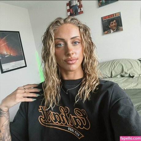Nacktes geleaktes OnlyFans-Foto von Oliviakayemyers