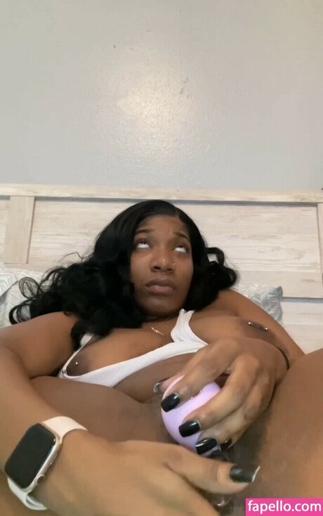 Nacktes geleaktes OnlyFans-Foto von Shordethickk