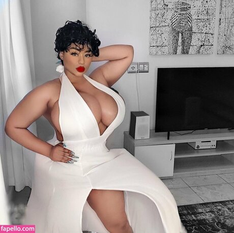 Nacktes geleaktes OnlyFans-Foto von Kimmanana
