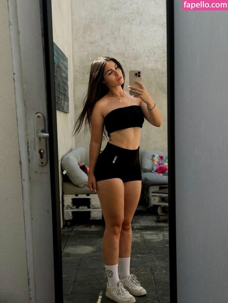 Tslanaxoxo