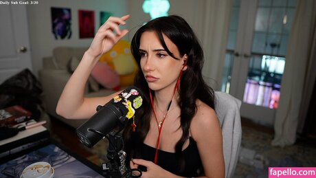Nacktes geleaktes OnlyFans-Foto von Brieanneroksa