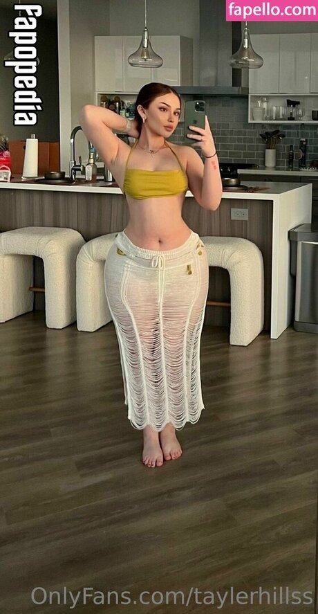 Tayler Hillss