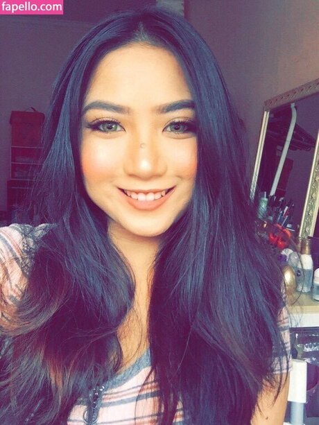 Zizi Wong