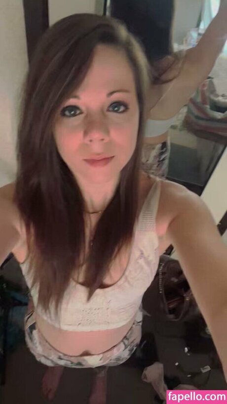 Nacktes geleaktes OnlyFans-Foto von Novah Knight