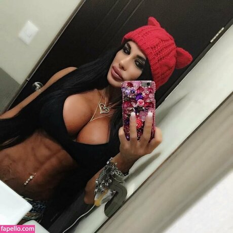 Natalia Zardon